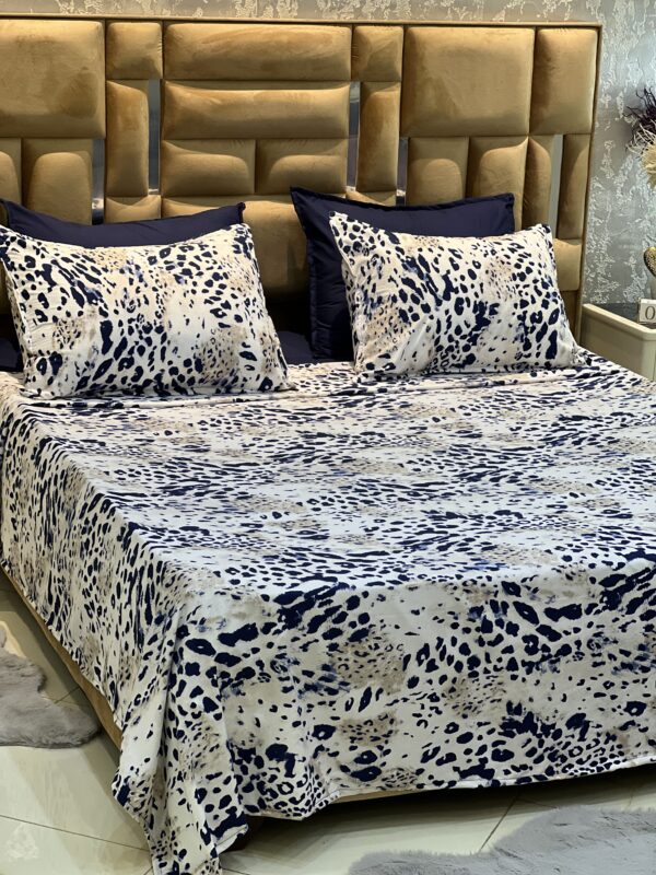 IMG_6681 Midnight Safari