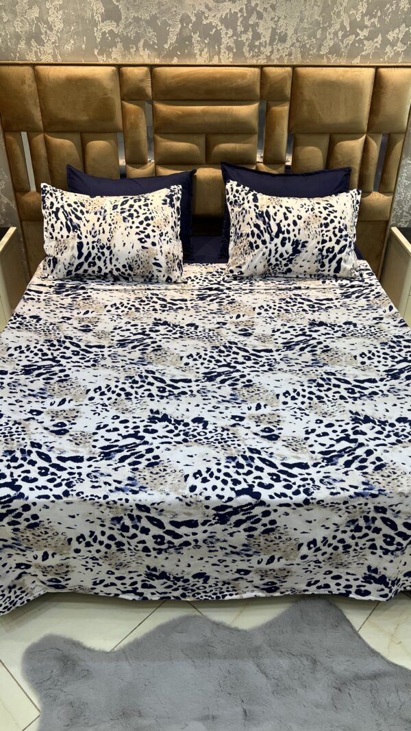 IMG_6683 Midnight Safari