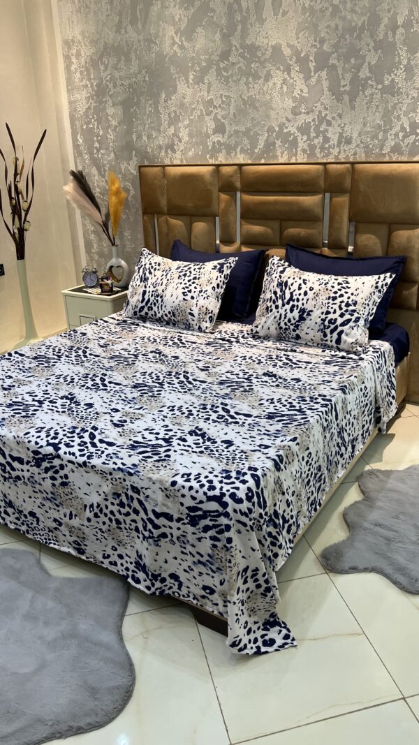 IMG_6684 Midnight Safari